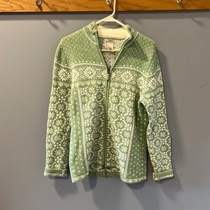 Zip up sweater